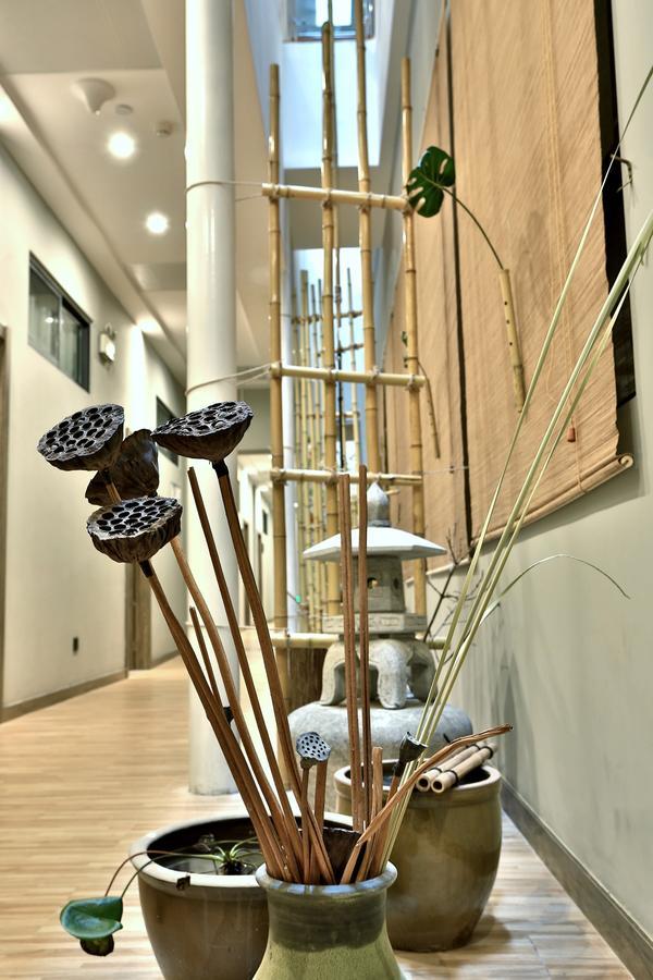 U Hotels Xintiandi เซี่ยงไฮ้ ภายนอก รูปภาพ