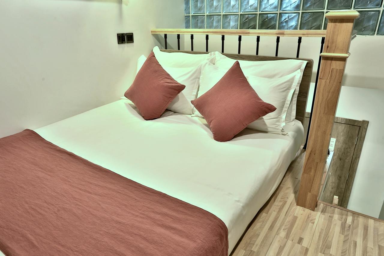 U Hotels Xintiandi เซี่ยงไฮ้ ภายนอก รูปภาพ